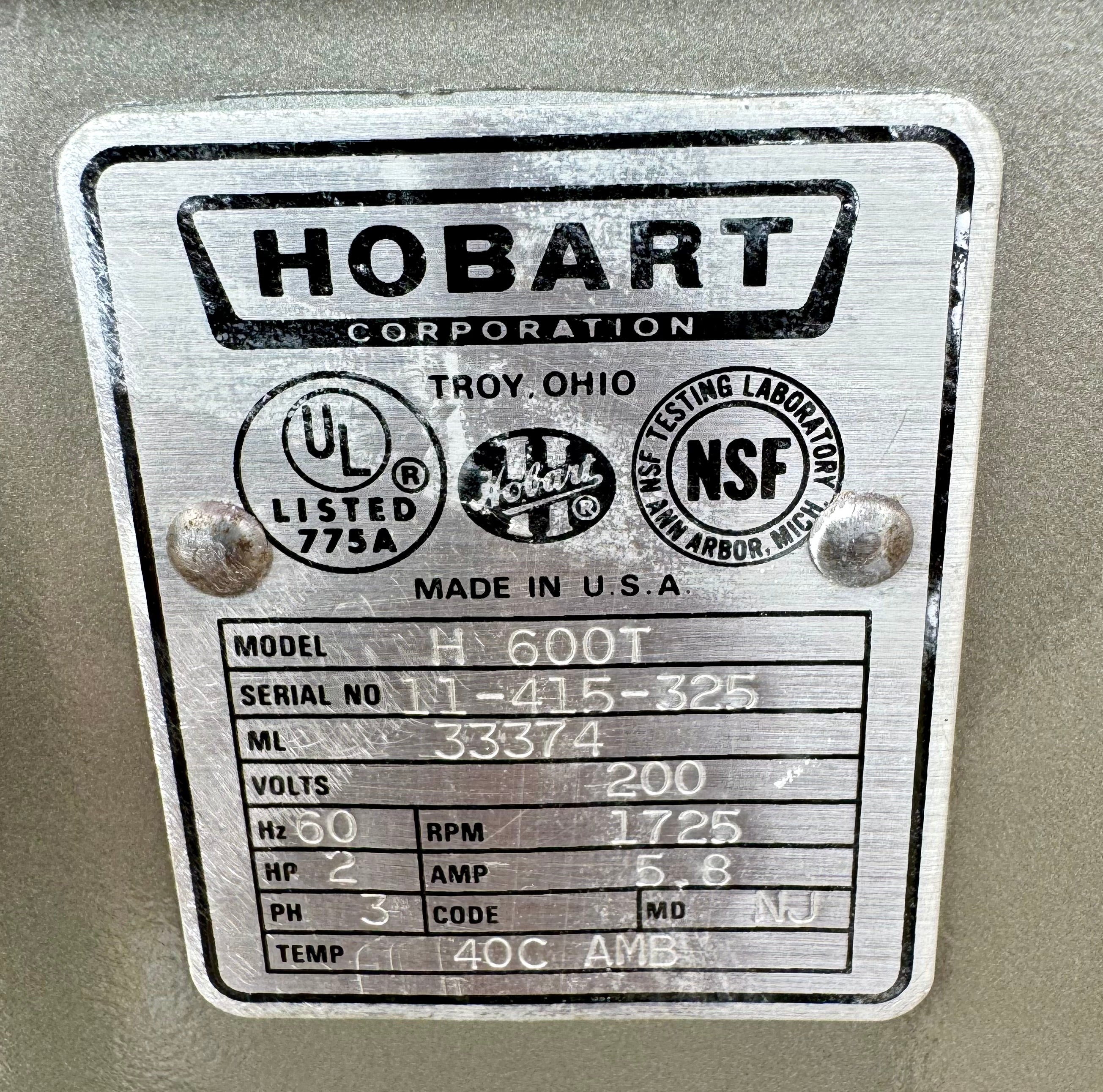 Hobart h600t 60 quart mixer 3 phase 2 HP comes with SS bowl and 1 attachment
