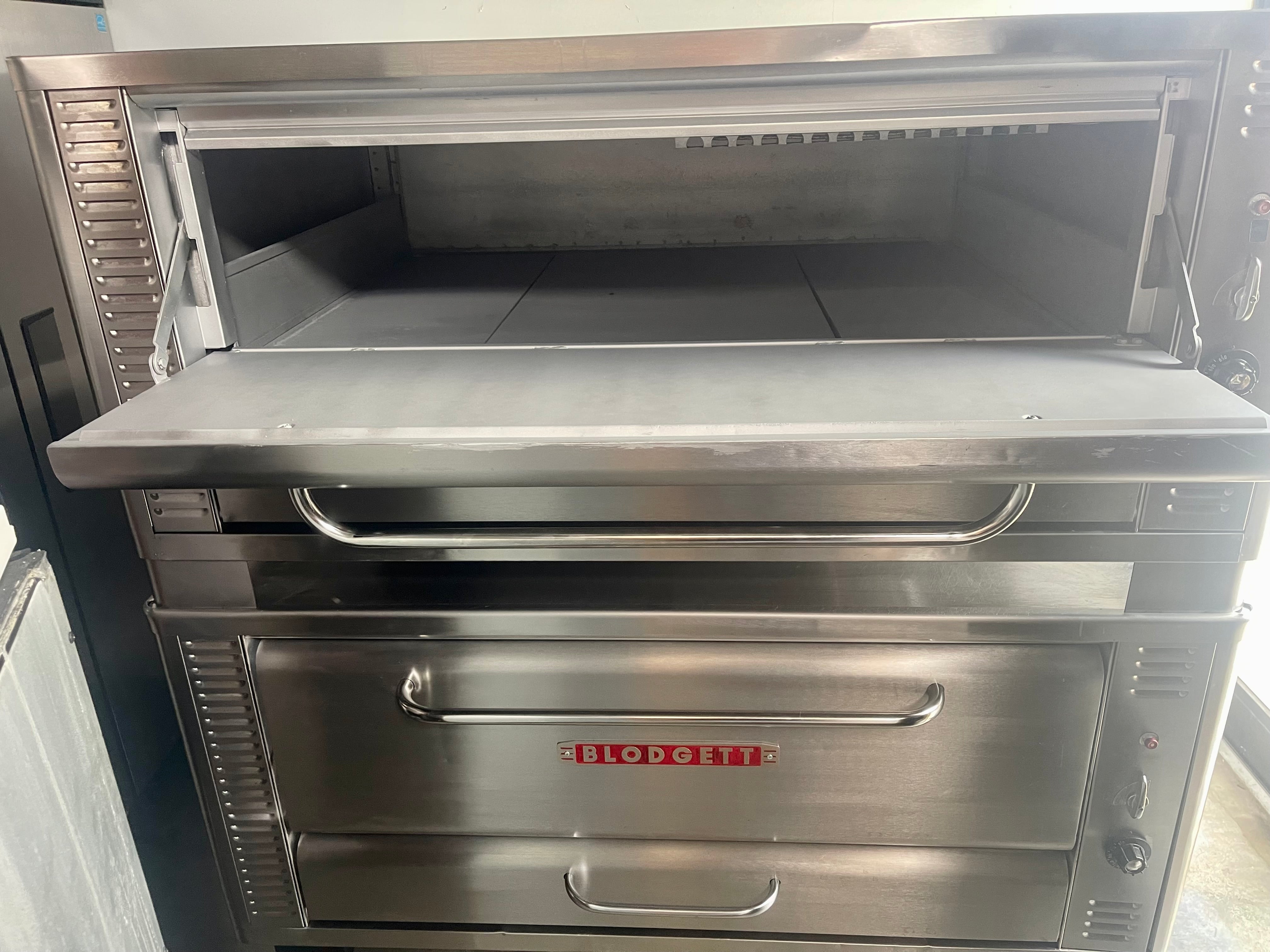 Blodgett 1048 Natural Gas Additional Unit Pizza Deck Oven - 85,000 BTU