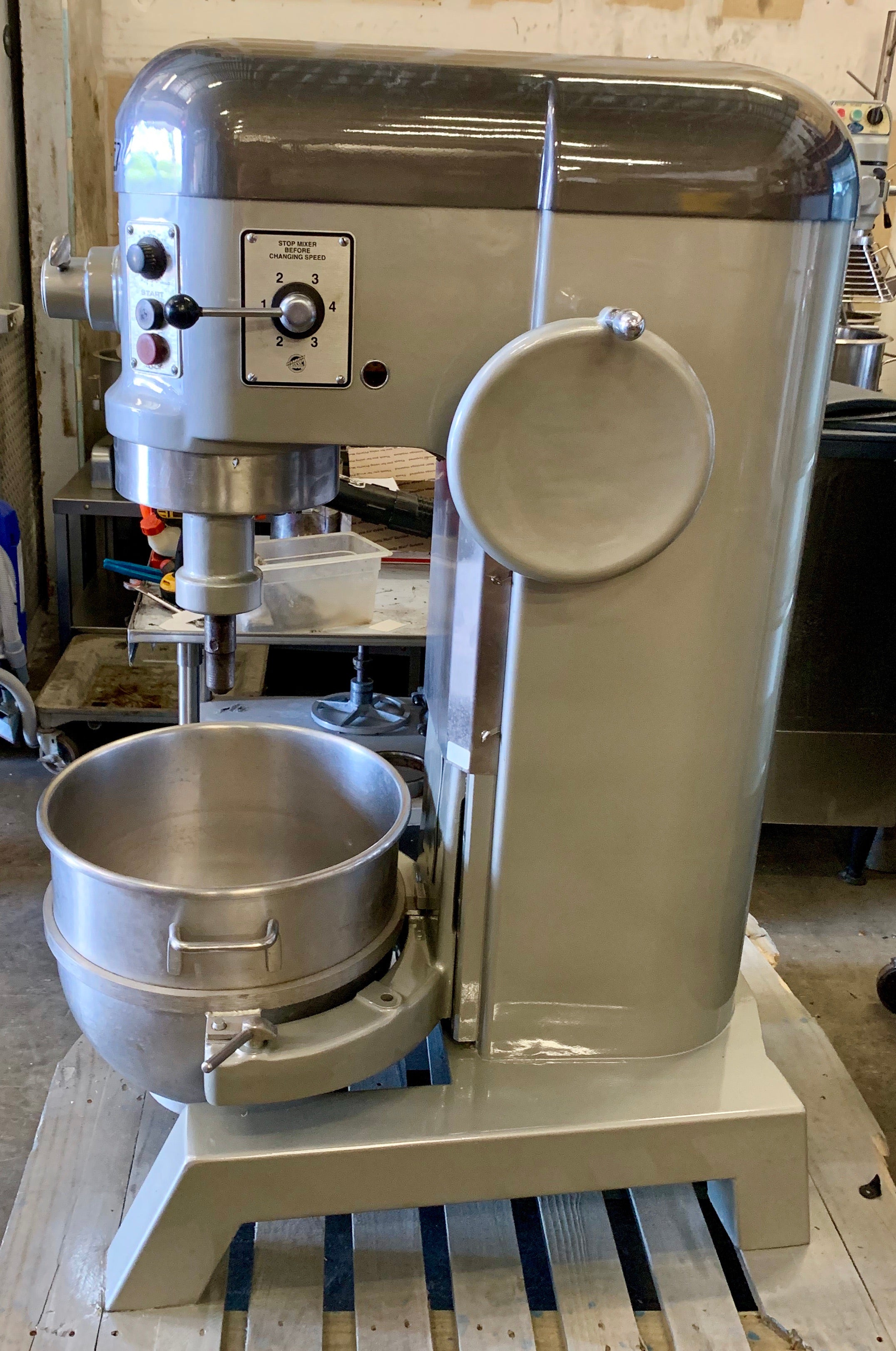 Hobart 60 Qt mixer 2 HP 3 phase comes with SS bowl and one attachment
