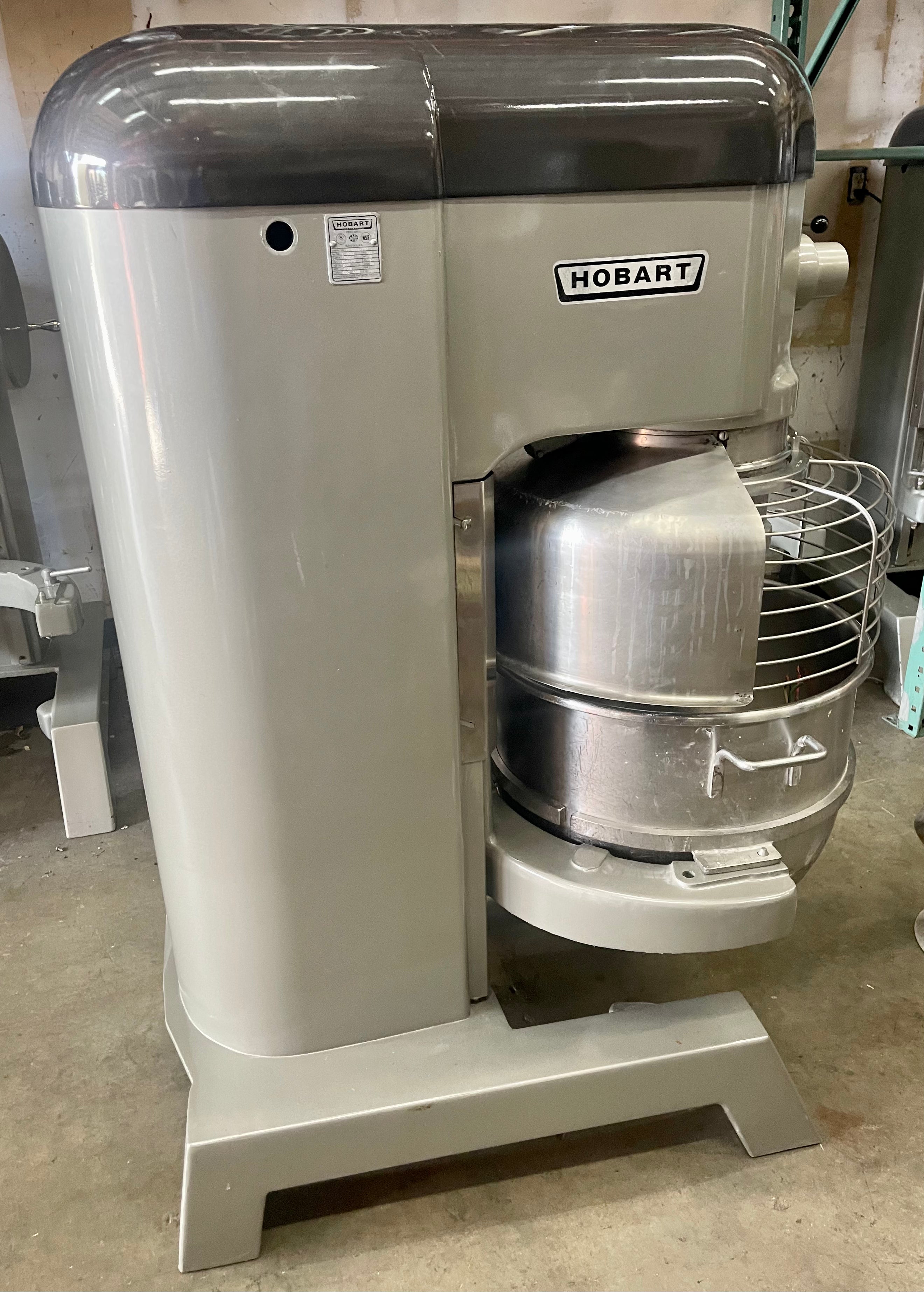 Hobart L800 3 phase 2HP Bowlguard mixer. Can be sold with 60 qt reducer ring for additional fee